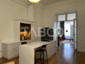 De vanzare apartament 4 camere la cheie etaj 1 ultracentral Eroilor - imagine 3