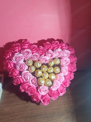 Vând trandafiri din satin și săpun! - imagine 5