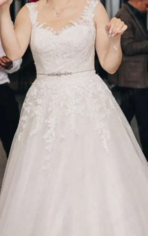 Vand rochie de mireasă 