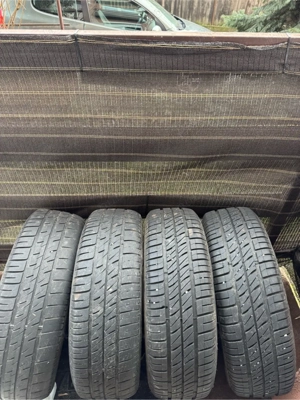 Vand 4 anvelope , cu jante .  - imagine 3