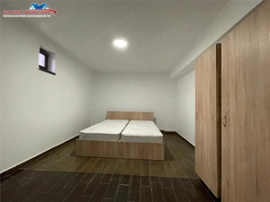 Spatiu comercial de vanzare  Zona E3 - imagine 2