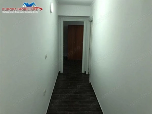 Spatiu comercial de vanzare  Zona E3 - imagine 16