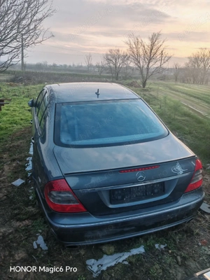 Dezmembrez Mercedes 3000 diesel - imagine 2