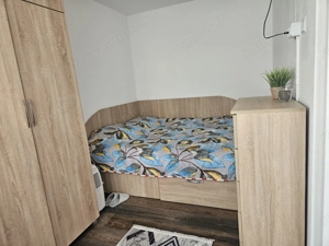 Închiriez garsonieră în zona de sus - imagine 4