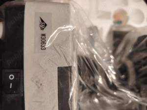 Microscop nou în cutie