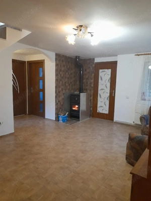 vând casă  - imagine 3