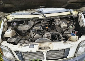 Volkswagen doka LT35 pentru piese (2.200   euro) citiți descrierea înainte de a mă contacta! - imagine 2