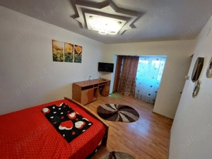 inchiriez garsoniera cnf.I