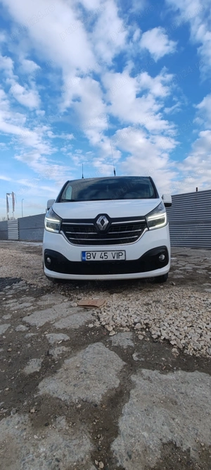 Renault Trafic 8+1 - imagine 5