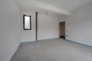 Casa se preda finisata - 4 bai - 3 dormitoare - curte - parcare -  metrou Păcii  - imagine 10