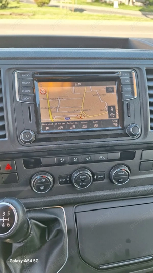 Vand VW Multivan T6 2018 150cp - imagine 13