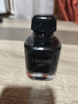 GIVENCHY L'interdit Absolu