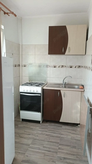 Garsoniera centrala   Ramnicu Valcea   Etaj 3   - imagine 3