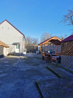 Proprietar vând casă la sat  - imagine 5