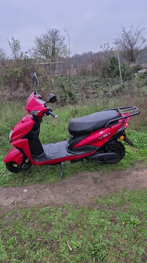 scuter 25 km h  - imagine 4