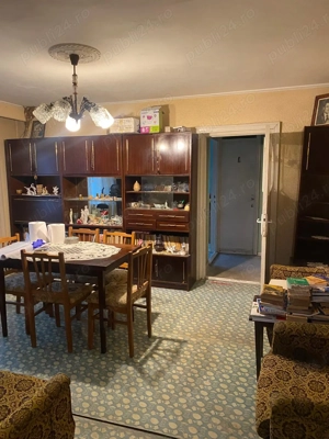 Apartament de vanzare - 3 camere, 63mp, etaj 3 4 - Str Imparat Traian - imagine 3