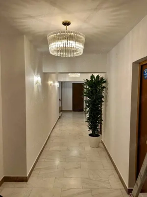 Inchiriez spatiu de birouri, zona Aviatorilor, 125mp, 1.700euro - imagine 7