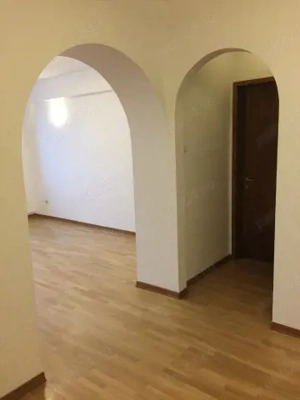 Inchiriez spatiu de birouri, zona Aviatorilor, 125mp, 1.700euro - imagine 6