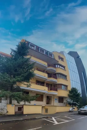 Inchiriez spatiu de birouri, zona Aviatorilor, 125mp, 1.700euro - imagine 8