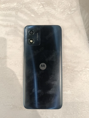 Vând telefon Motorola e13