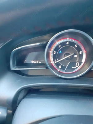 vand mazda 3 - imagine 5