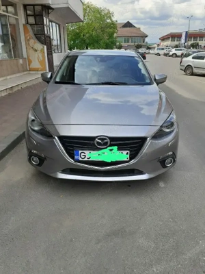 vand mazda 3