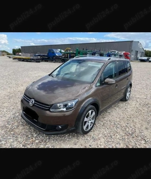 Wv touran cross panoramic