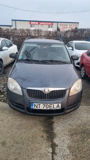 Skoda Fabia 2010, diesel 1422 cm3 - imagine 10