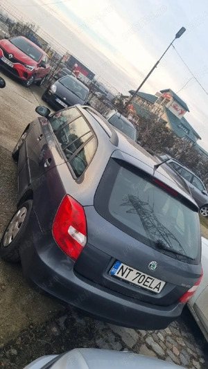Skoda Fabia 2010, diesel 1422 cm3 - imagine 9
