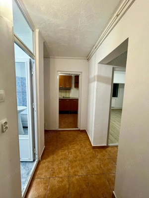 Garsonieră modificată în 2 camere, decomandată, 40 mp   Etaj 1 3   Bloc 1989   Mutare imediată - imagine 6