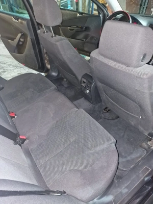 Volkswagen Passat B6   2.0 TDI 140 CP  - imagine 5