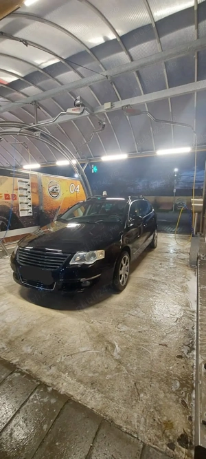 Volkswagen Passat B6   2.0 TDI 140 CP  - imagine 4