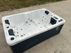 Jacuzzi Whirlpool piscină ciubăr