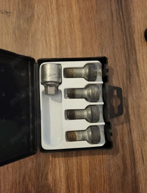 Prezoane antifurt skoda - imagine 2