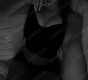 Show web, 100% reală îți îndeplinesc fanteziile 