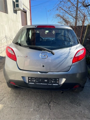Mazda 2 2009 - imagine 9