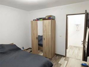 Apartament 2 camere in zona centrala Moldova Noua, langa piata - imagine 12