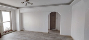Proprietar vand 2 camere stradal Mihai Bravu Calea Vitan - imagine 9