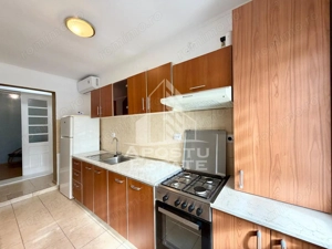 Apartament la casa de inchiriat, 3 camere, loc de parcare,  Giroc - imagine 3