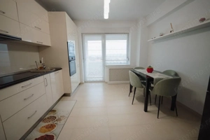 Apartament 3 camere| 1 Baie | 1 Balcon | 68 mp | Bloc NOU | Lift | Loc Parcare |
