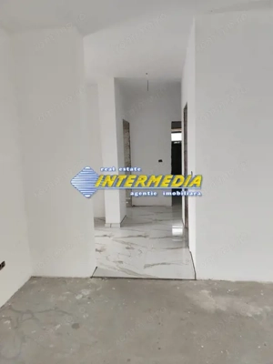 Casa Noua pe un nivel cu 4 camere cu terasa si toate utilitatile - imagine 6