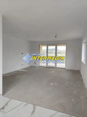 Casa Noua pe un nivel cu 4 camere cu terasa si toate utilitatile - imagine 4