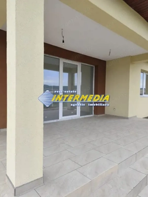 Casa Noua pe un nivel cu 4 camere cu terasa si toate utilitatile - imagine 8