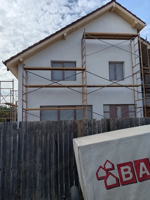 Execut lucrări în construcții 