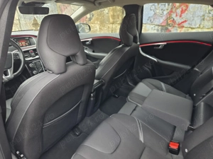 Volvo v40 an 2017 - imagine 6