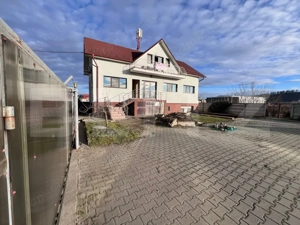 Casă 345mp utili, teren 1.342 mp, front 78 m, potențial comercial