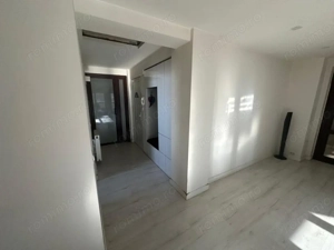 Apartament 3 camere decomandate, 141 mp utili, Rovine, zona Bacriz - imagine 9
