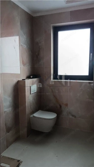 Aroneanu VILA LUX  SU=246 TEREN 750mp  zona  centrala - imagine 17