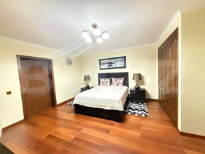 Vila de vanzare, 369 mp, zona Găești - imagine 15