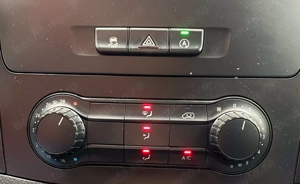 Mercedes Vito . 2,2 cdi . TVA INCLUS SI DEDUCTIBIL . Rate fixe . Garantie 12 luni . Recent adusa  - imagine 9